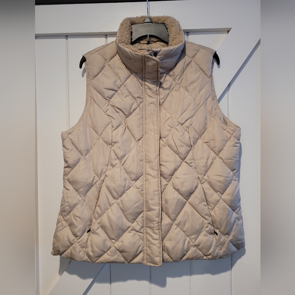 Kenneth Cole Vest